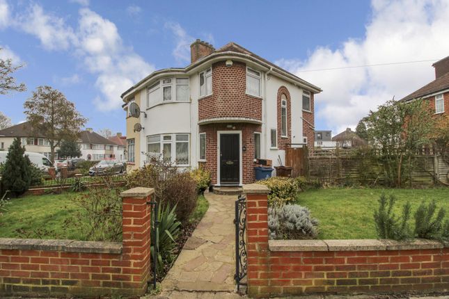Thumbnail Semi-detached house to rent in Hermitage Way, Stanmore