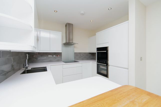Flat for sale in Queens Road, Chester, Cheshire