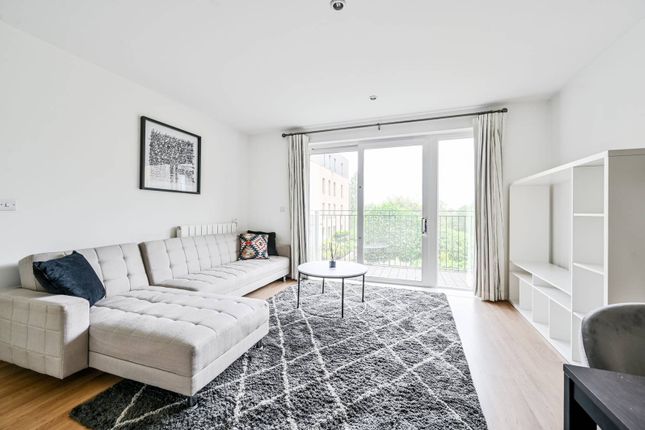 Flat for sale in Meadowside, Kidbrooke, London