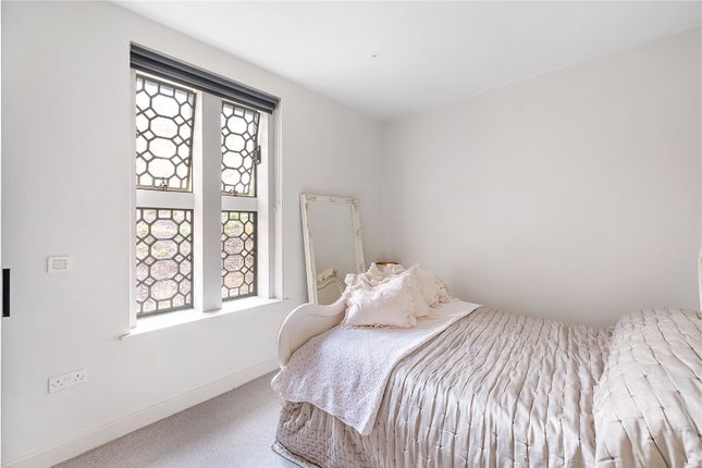 Flat for sale in Vernon House, Holt Gardens, London