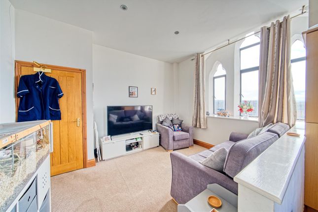 Flat for sale in Locking Road, Weston-Super-Mare