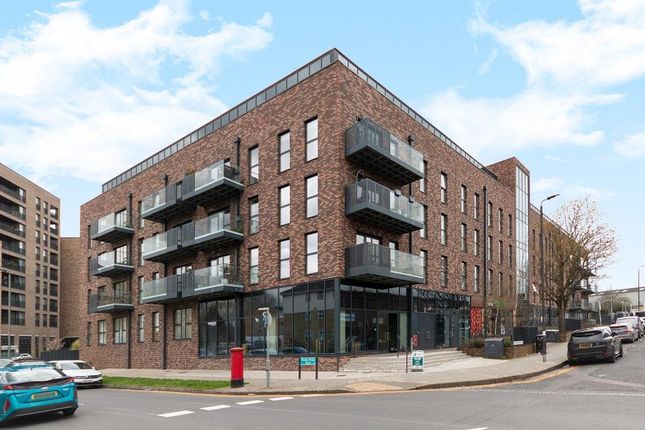 Thumbnail Commercial property to let in Dylon Works, Worsley Bridge Road, London