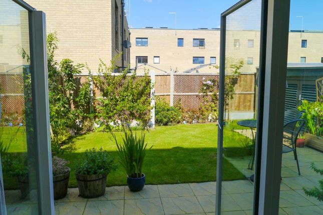 12, Cedar Road, Cambridge photo 2