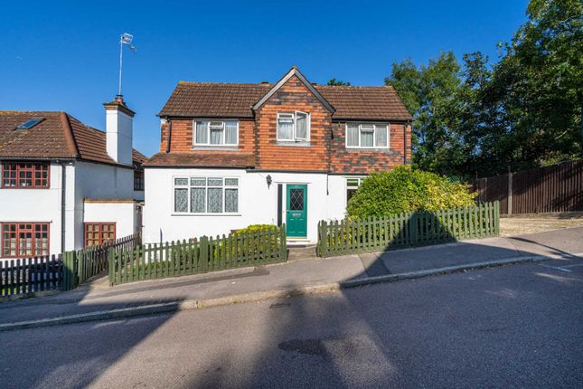 Thumbnail Detached house for sale in Cross Road, Oxhey Village