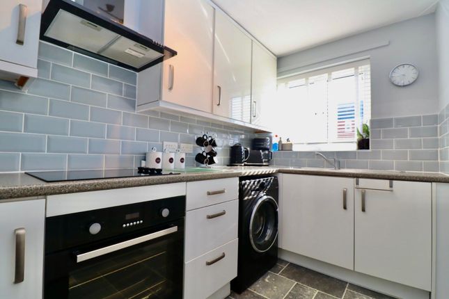 12, Springfield Close, Pawlett photo 4