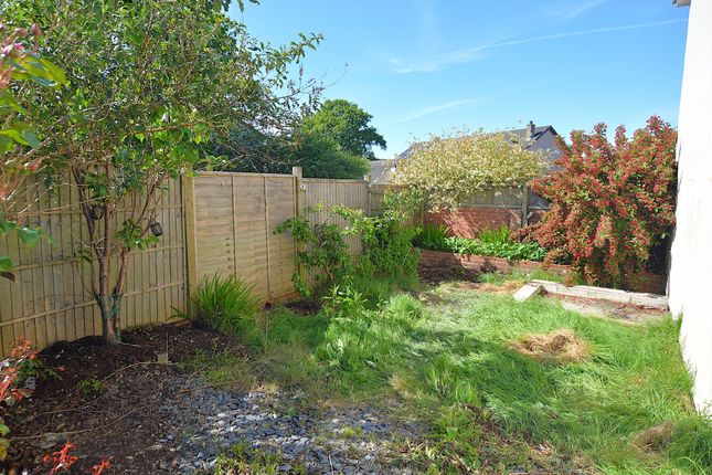 32, Moor View, Okehampton photo 3