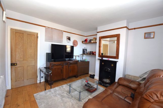 5A,, Upper Grove Road, Hampshire photo 3
