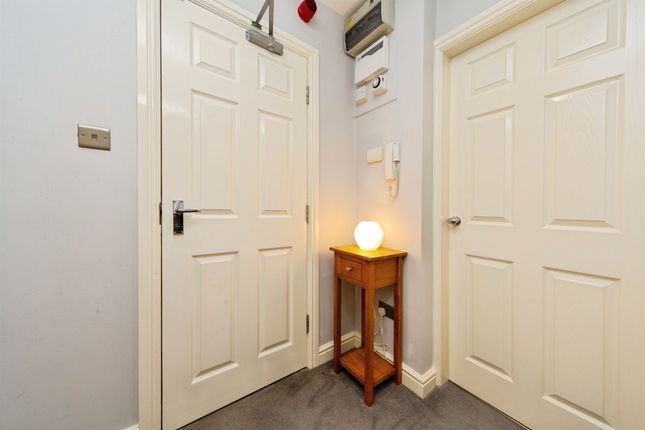 Flat 1, 1, Park Avenue, Liverpool photo 4