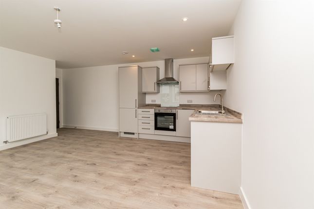 Flat for sale in Thame Road, Haddenham, Aylesbury