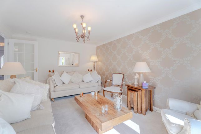 4, Imlach Place, Motherwell photo 3