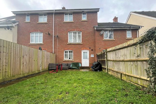 Town house for sale in Churchlands, Aldershot, Hampshire