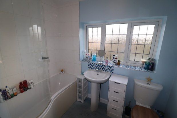 Property to rent in Whittington Road, Brentwood
