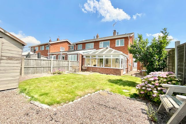 7 Hollies Brook Close, Stafford photo 4