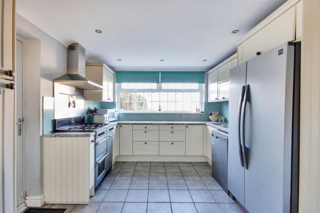 16, Warland Road, West Kingsdown photo 2