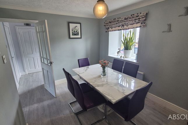 54 Alma Road, Brixham photo 3