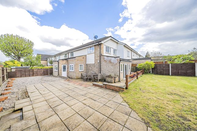 Thumbnail Terraced house for sale in Carew Road, Wallington