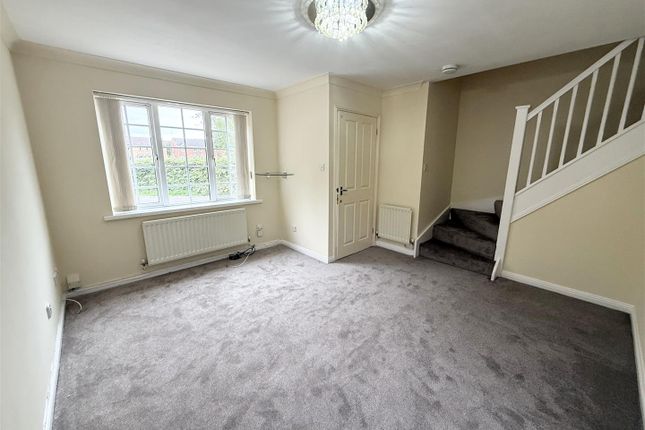 17, Katrine Close, Nuneaton photo 2