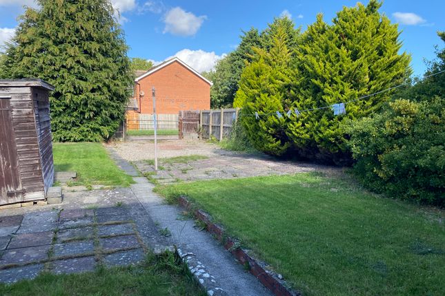 144, Parkside, Darlington photo 4