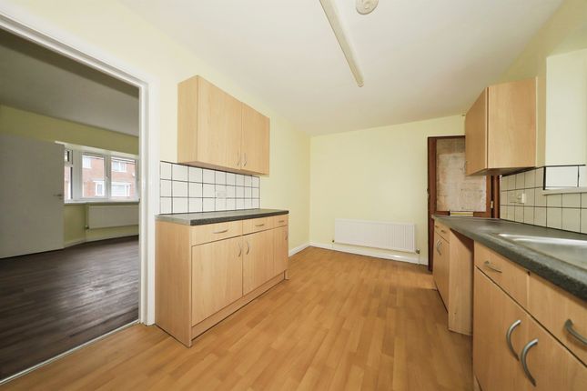 Cadle Road, Wolverhampton photo 3