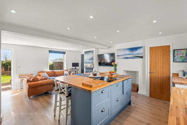 4, Sea View Terrace, Thurlestone photo 2
