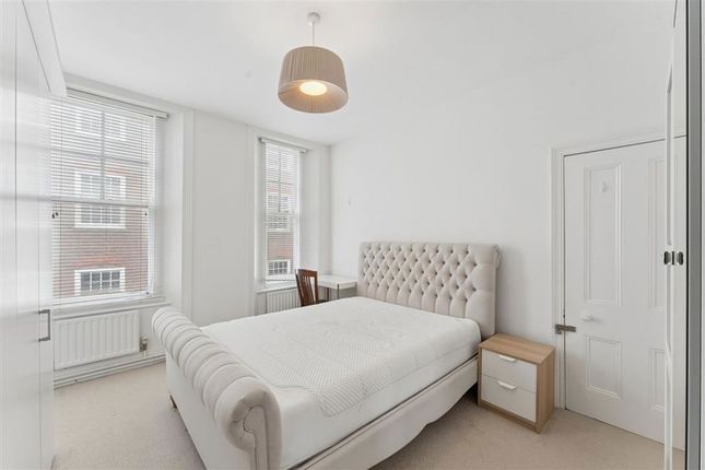Flat 53, Westminster Mansions, Little Smith Street, London photo 4