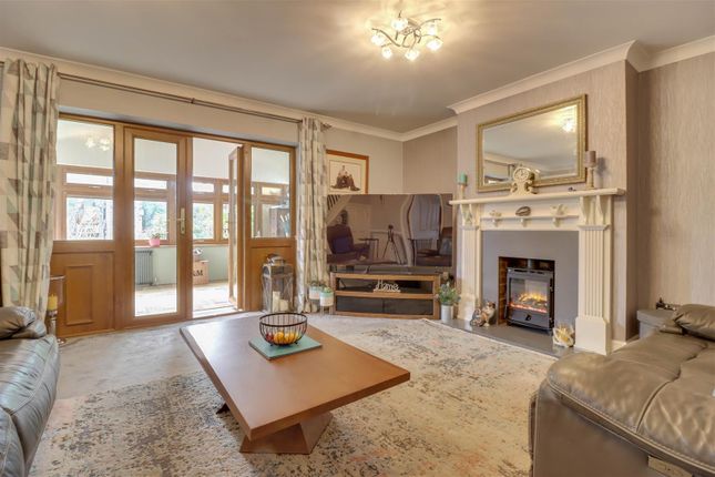 7, Kingley Close, Wickford photo 4