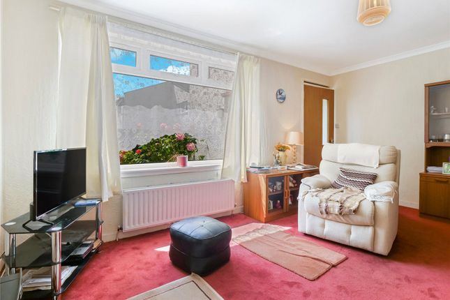 24, Woodstock Place, East Ayrshire photo 3