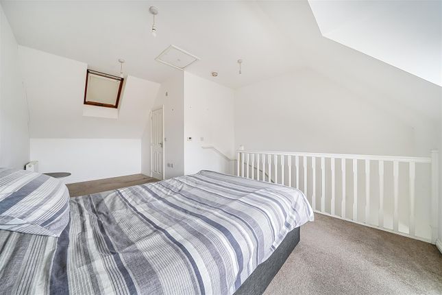 42, Blanchard Avenue, Gosport photo 4
