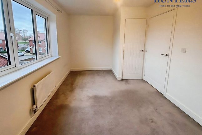16, Insley Avenue, Lichfield photo 5