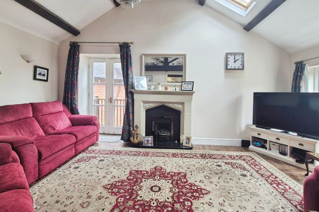 5, Quarry Bank Road, Keele, Newcastle-under-Lyme photo 4