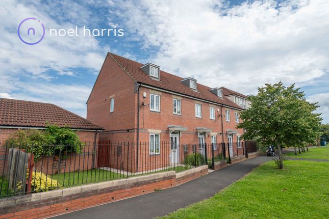 Thumbnail Terraced house for sale in Monarch Court, Longbenton