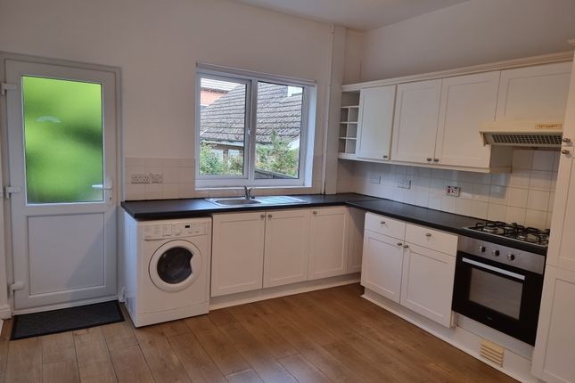 23, Stockport photo 3