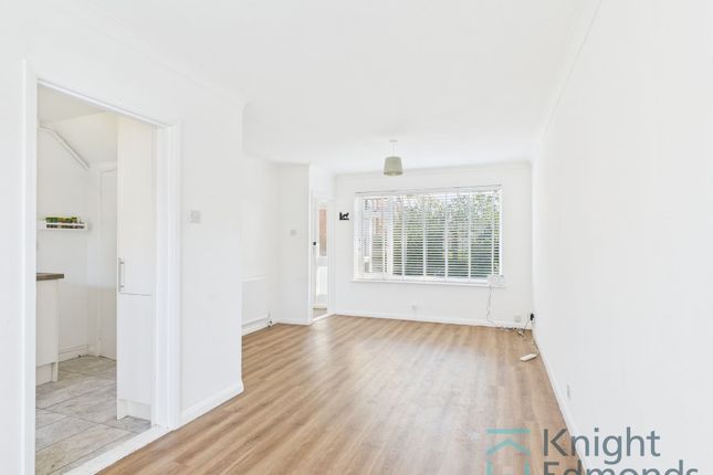 83 Gadby Road, Sittingbourne photo 2