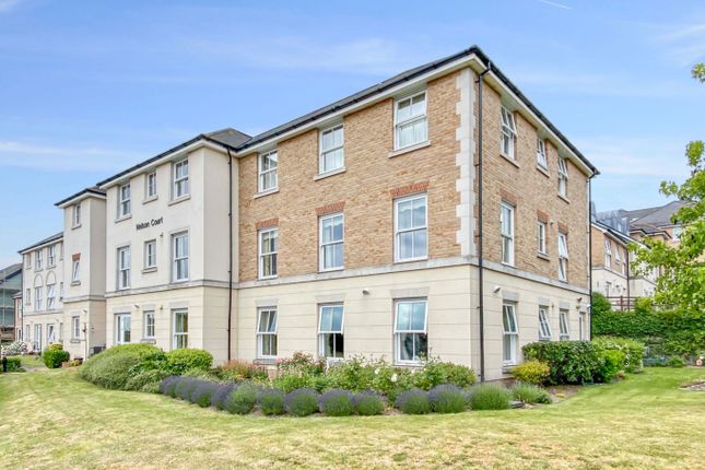 Flat for sale in Nelson Court, Glen View, Gravesend, Kent