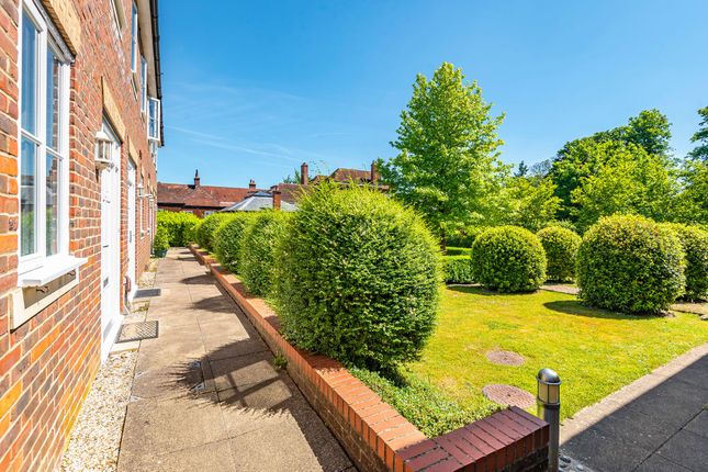 End terrace house for sale in Malmesbury Gardens, Winchester