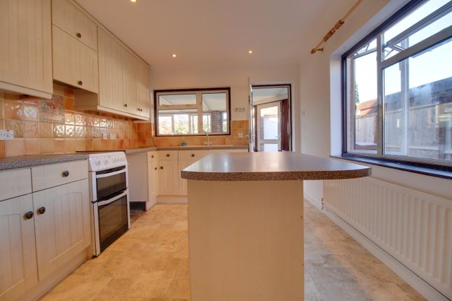 Borden Lane, Sittingbourne photo 3