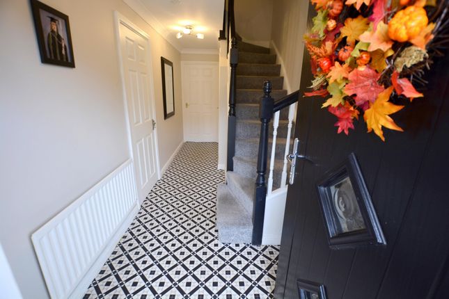 10, Windermere Road, Dukinfield photo 2
