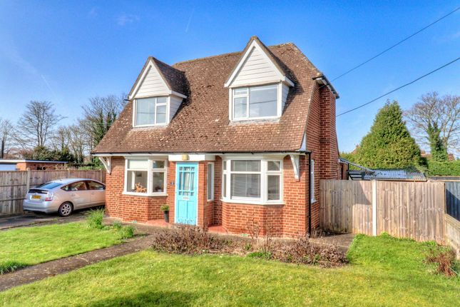 3-bed house on 3 Wykeham Rise, Chinnor, £450,000