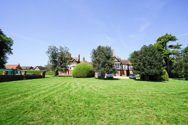 2-bed terraced on 14 Mount Tabor Stables, Leighton Road, Aylesbury, £425,000