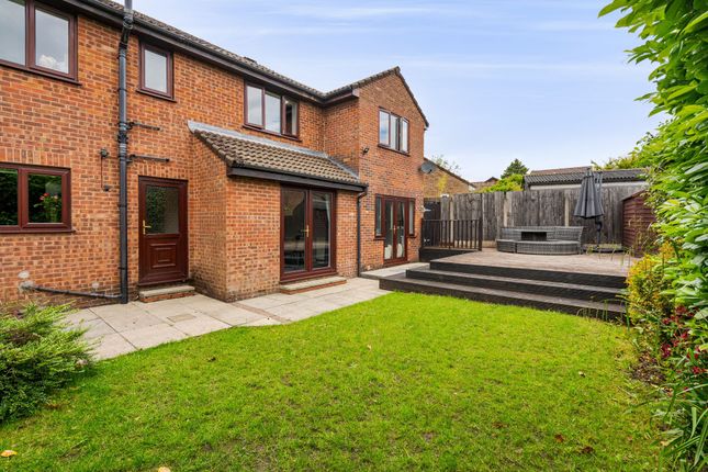 28 Churnet Close, Bolton photo 4