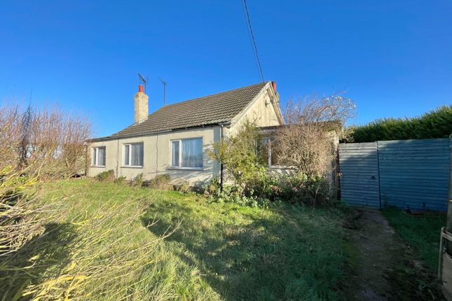 2-bed detached on Fendyke Road, Wisbech, £150,000