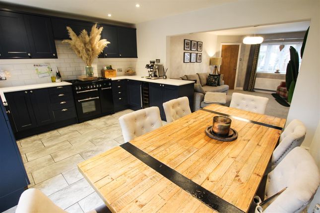 10, Belvoir Avenue, Doncaster photo 2