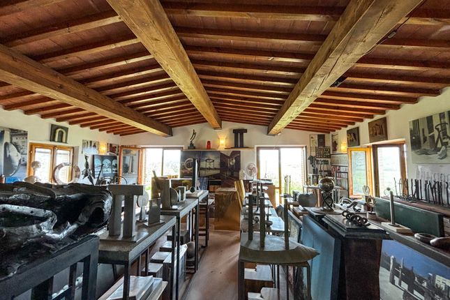 Farmhouse for sale in Strada Provinciale Del Poggetto, Guardistallo, Pisa, Tuscany, Italy