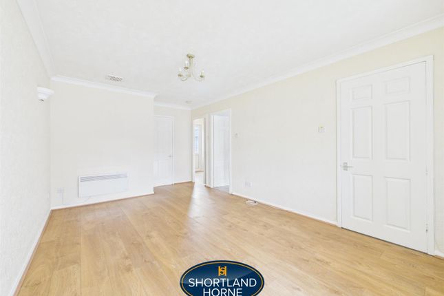 27, Crowmere Road, Coventry photo 2
