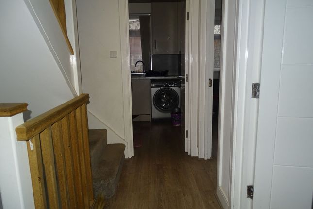 2 bed terraced house to rent