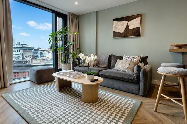 1-bed flat on One Eastside, Birmingham, £1,405/mo