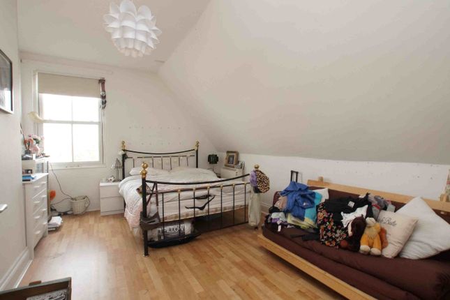 185a, High Street, Flat 2, London photo 3