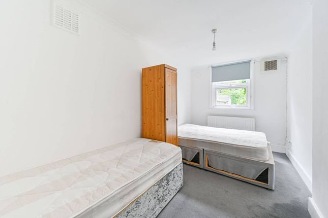 Thumbnail Flat to rent in Madeira Road, Streatham, London