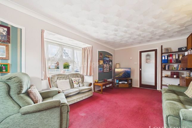 7, Jubilee Road, Thetford photo 2