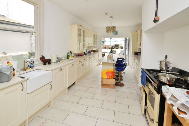 33 Trebarwith Crescent, Newquay Cornwall, Cornwall photo 4